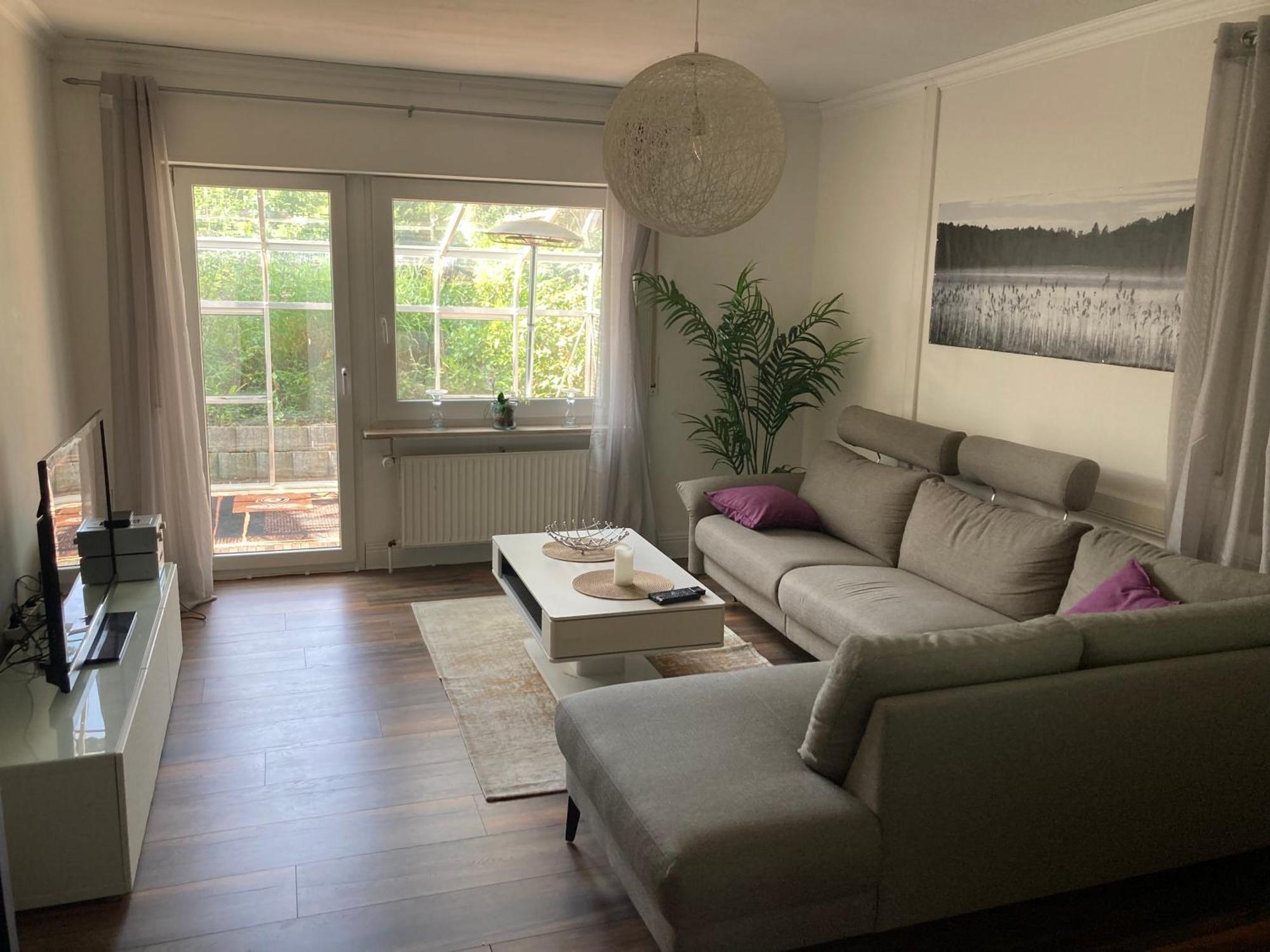 Apartament Amselweg Am Waldrand Gelegen Netflix Eigener Carport Uvm Taunusstein Zewnętrze zdjęcie